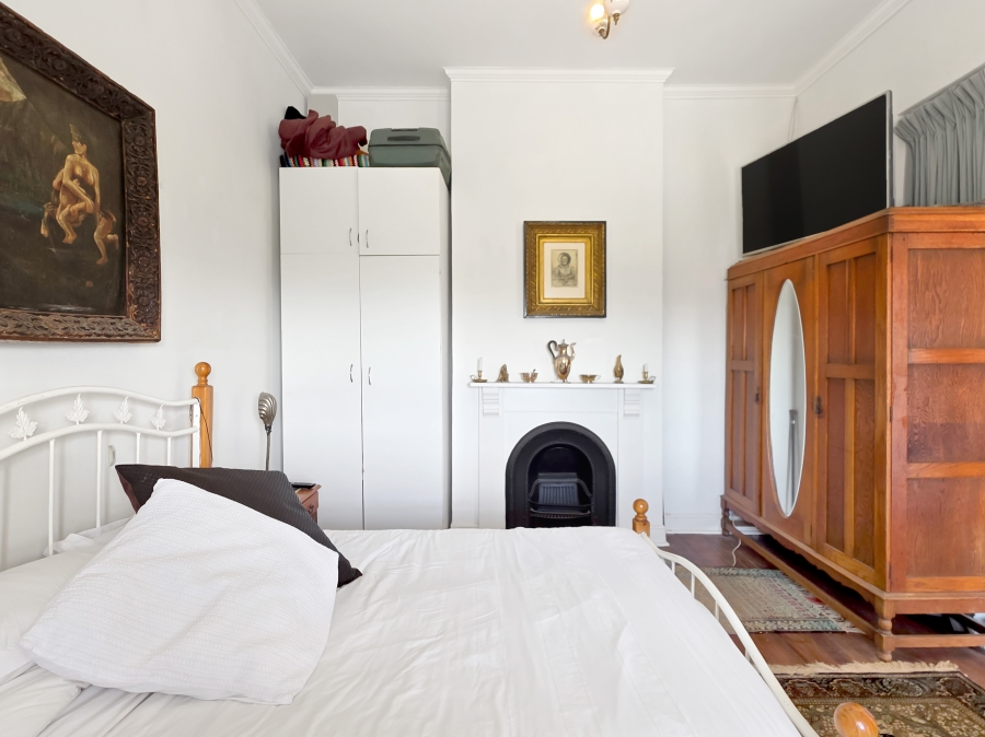 2 Bedroom Property for Sale in Zonnebloem Western Cape